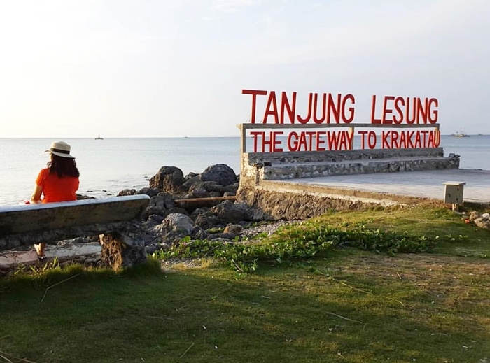 Foto Pantai Tanjung Lesung - KibrisPDR