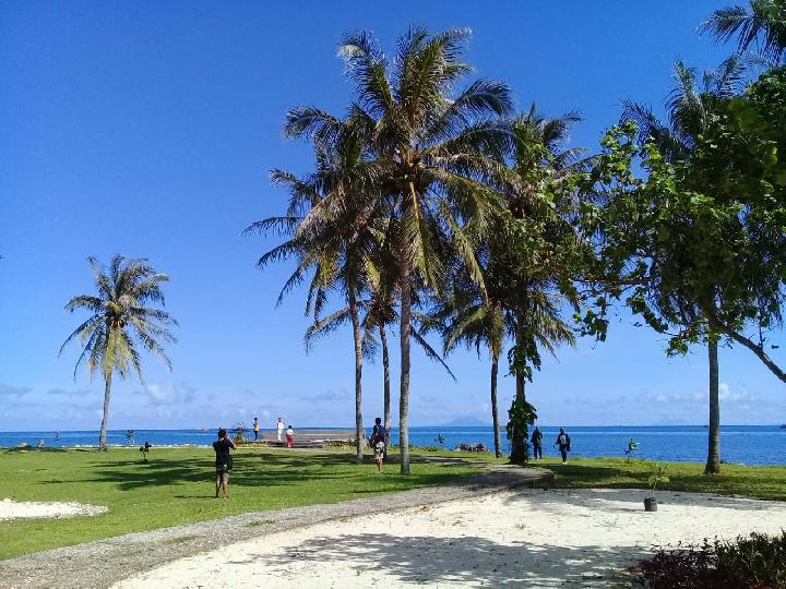 Detail Foto Pantai Tanjung Lesung Nomer 17