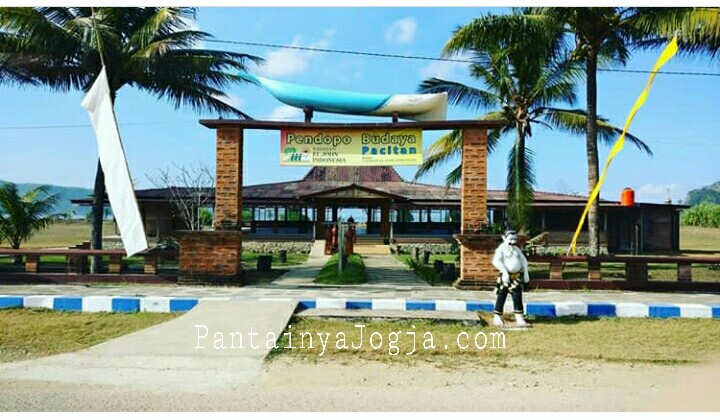 Detail Foto Pantai Teleng Ria Pacitan Nomer 22