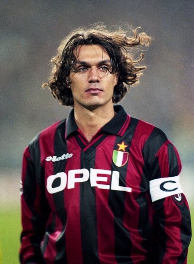 Detail Foto Paolo Maldini Nomer 26