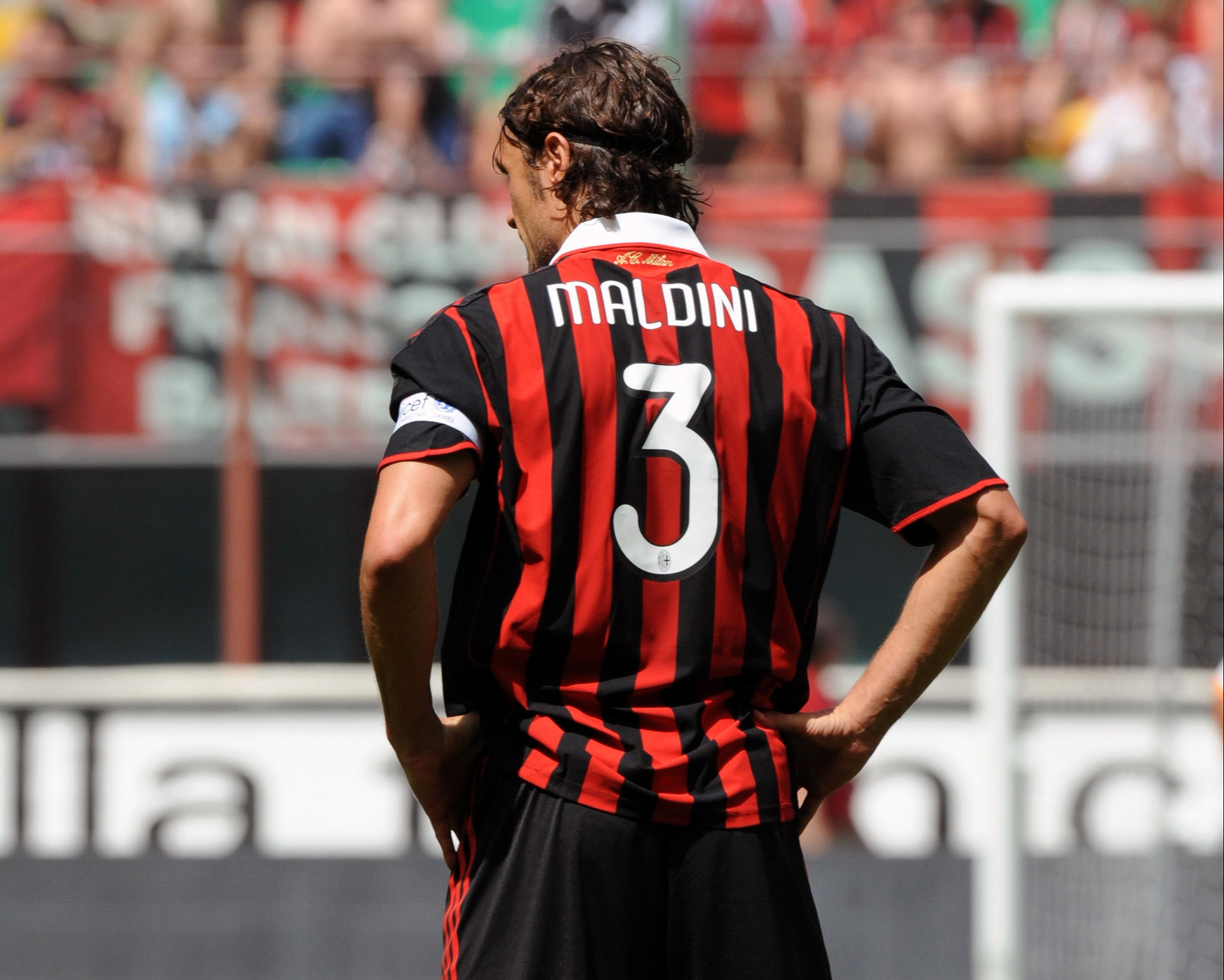 Detail Foto Paolo Maldini Nomer 5