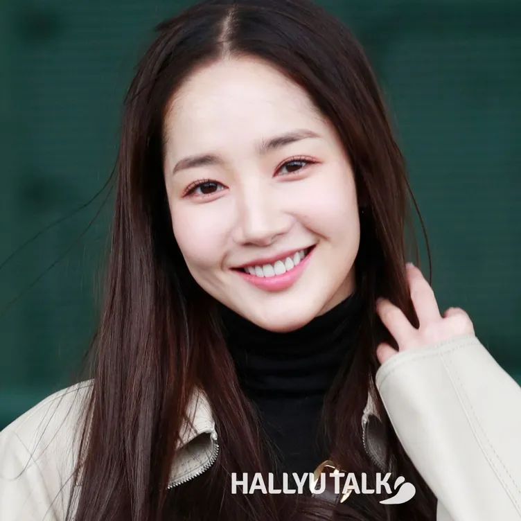 Detail Foto Park Min Young Nomer 15