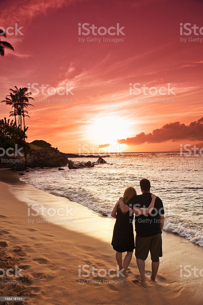 Detail Foto Pasangan Di Pantai Nomer 31