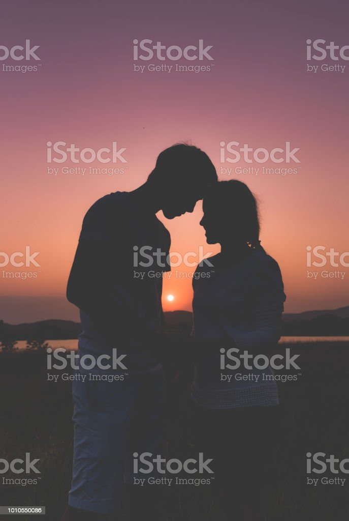 Detail Foto Pasangan Kekasih Yang Romantis Nomer 31