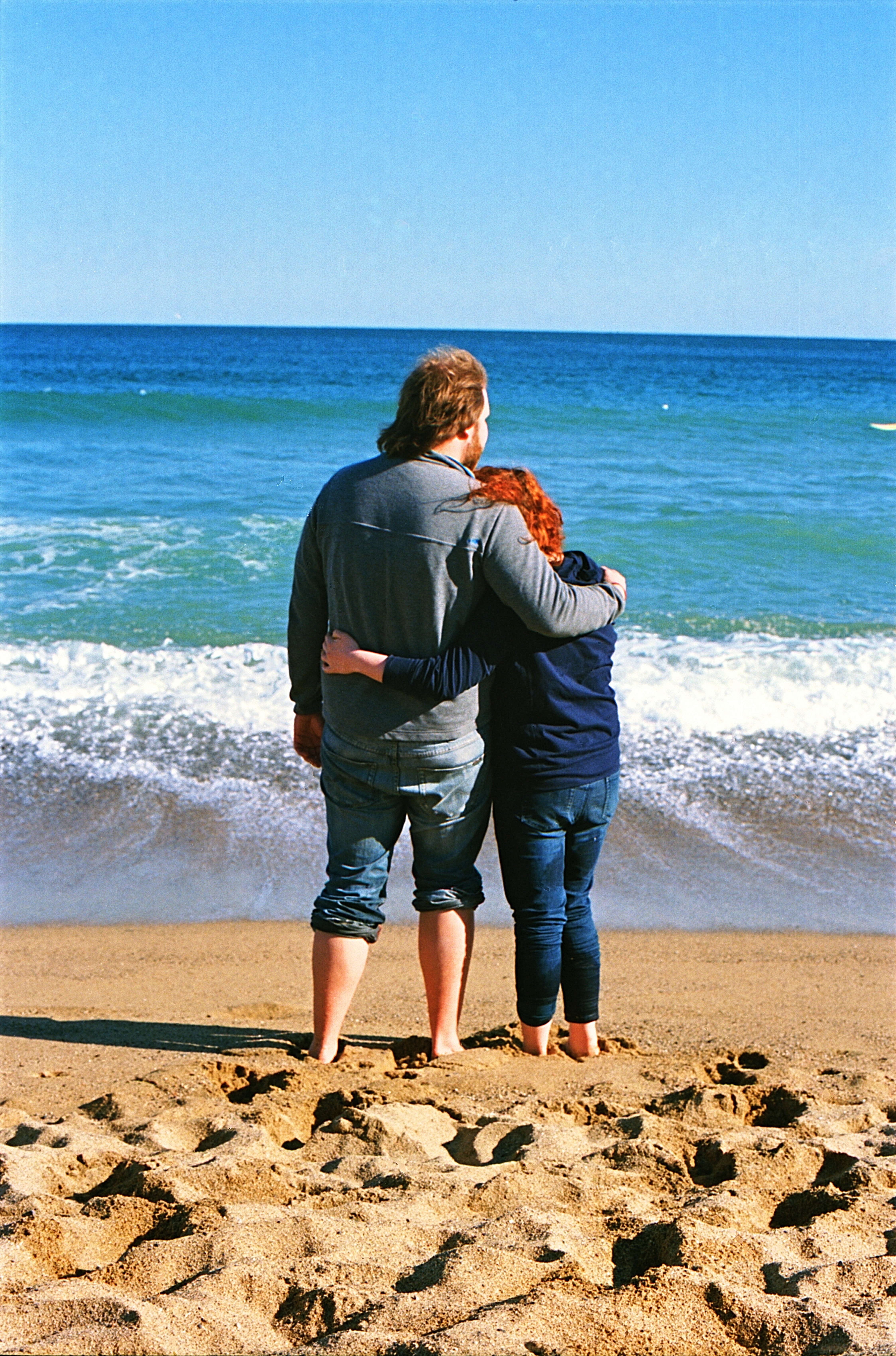 Detail Foto Pasangan Romantis Di Pantai Nomer 41