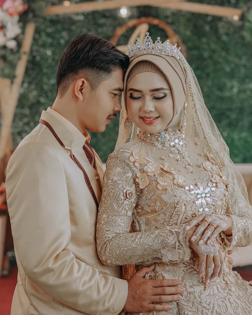 Detail Foto Pasangan Romantis Islami Nomer 28