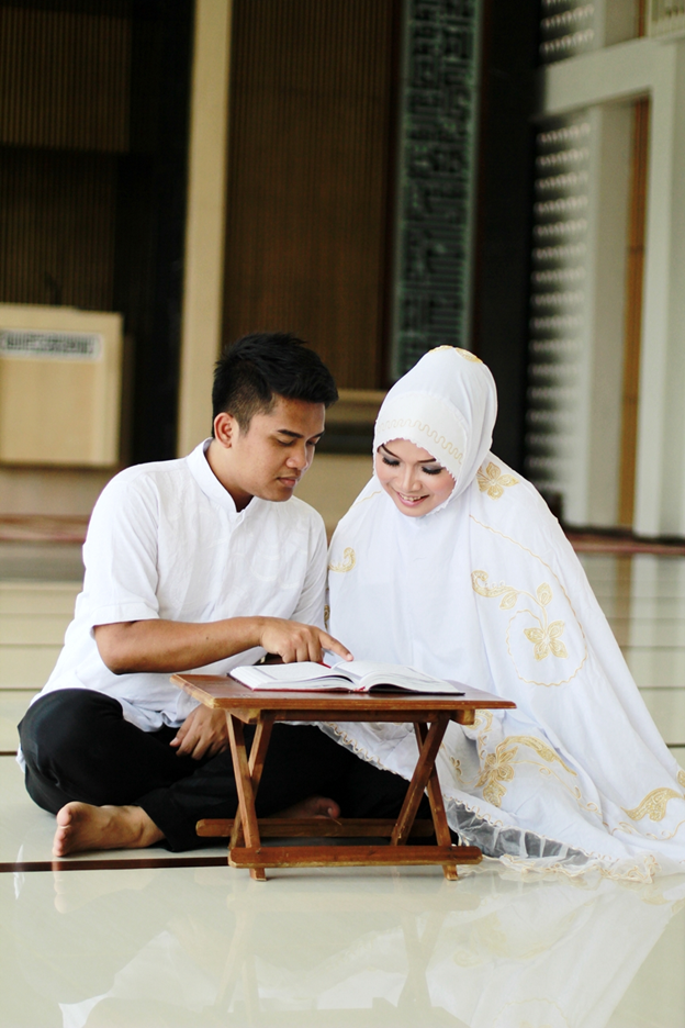 Detail Foto Pasangan Romantis Muslim Nomer 12