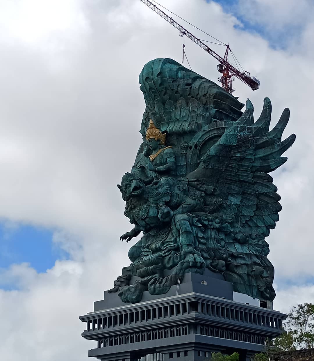 Detail Foto Patung Garuda Wisnu Kencana Nomer 22