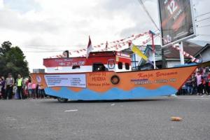 Detail Foto Pawai Mobil Hias Nomer 17