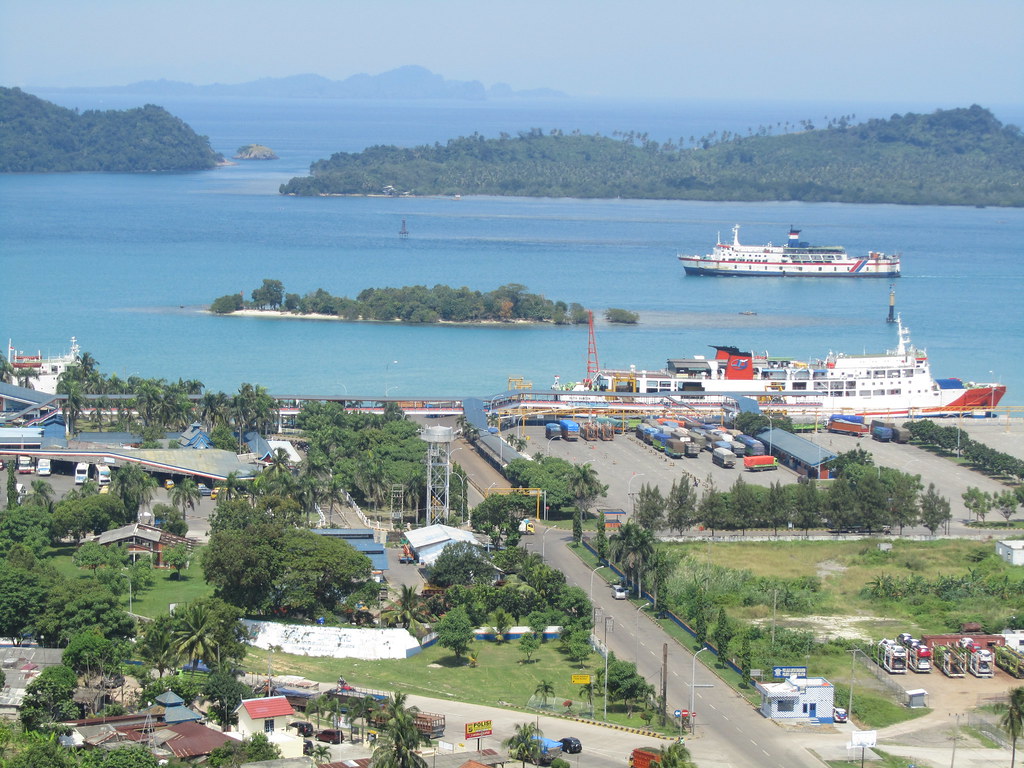 Detail Foto Pelabuhan Bakauheni Nomer 15