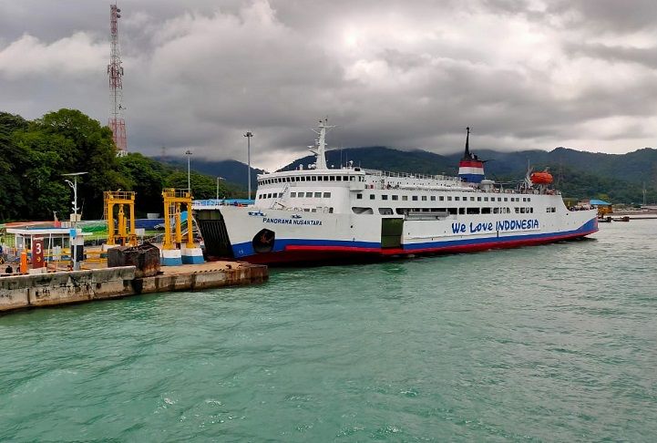 Detail Foto Pelabuhan Merak Nomer 7