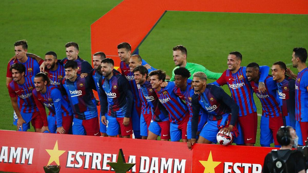 Detail Foto Pemain Barcelona Nomer 29