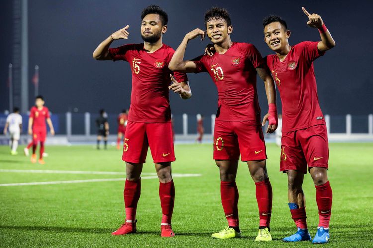 Detail Foto Pemain Bola Indonesia Nomer 25