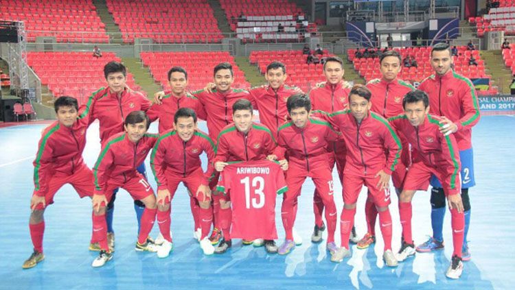 Detail Foto Pemain Futsal Indonesia Nomer 41