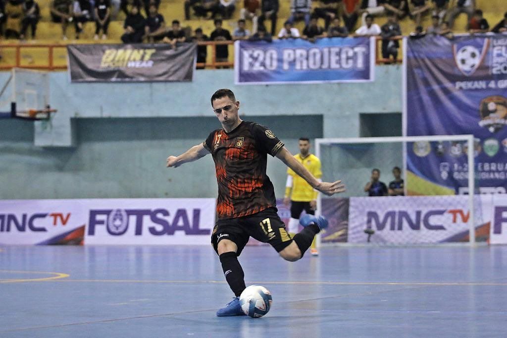 Detail Foto Pemain Futsal Indonesia Nomer 52