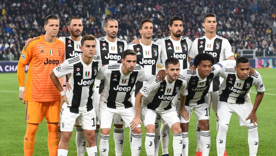 Download Foto Pemain Juventus Nomer 1