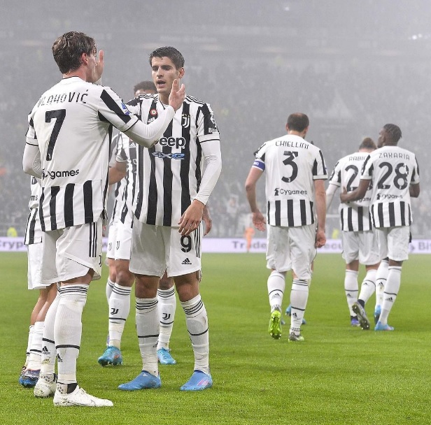 Detail Foto Pemain Juventus Nomer 45