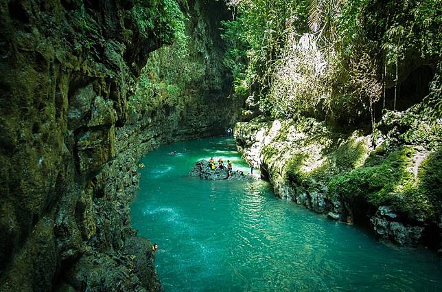 Detail Foto Pemandangan Alam Keren Nomer 41