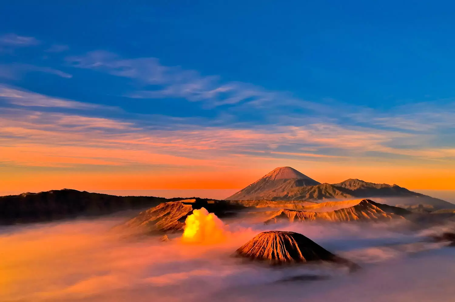 Foto Pemandangan Gunung Bromo - KibrisPDR