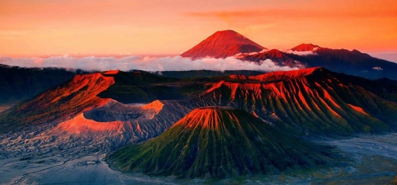 Detail Foto Pemandangan Gunung Yang Indah Nomer 16