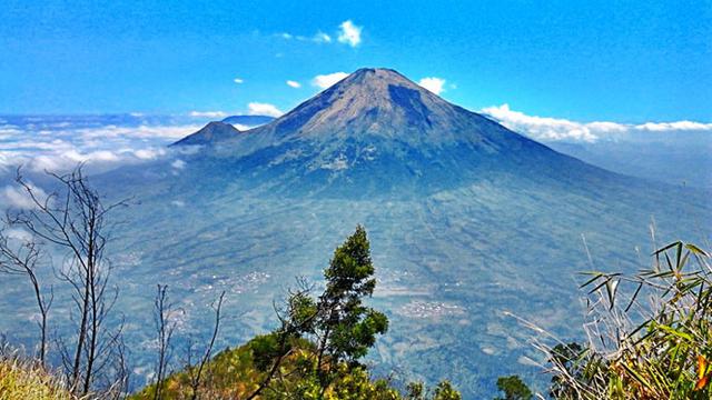 Detail Foto Pemandangan Gunung Yang Indah Nomer 45