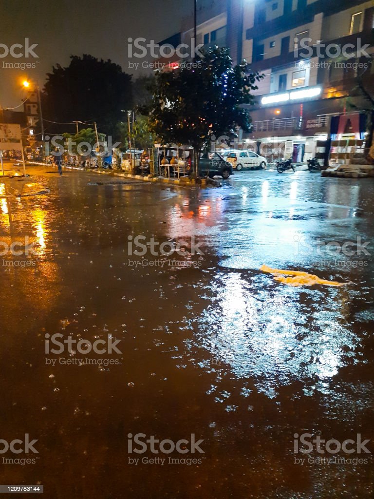 Detail Foto Pemandangan Hujan Nomer 47