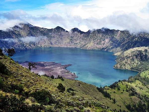 Detail Foto Pemandangan Indah Di Indonesia Nomer 21