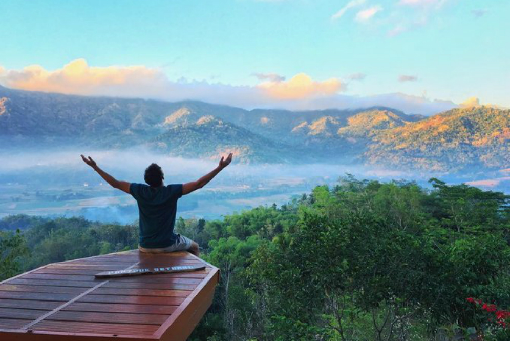 Detail Foto Pemandangan Indah Pagi Hari Nomer 18