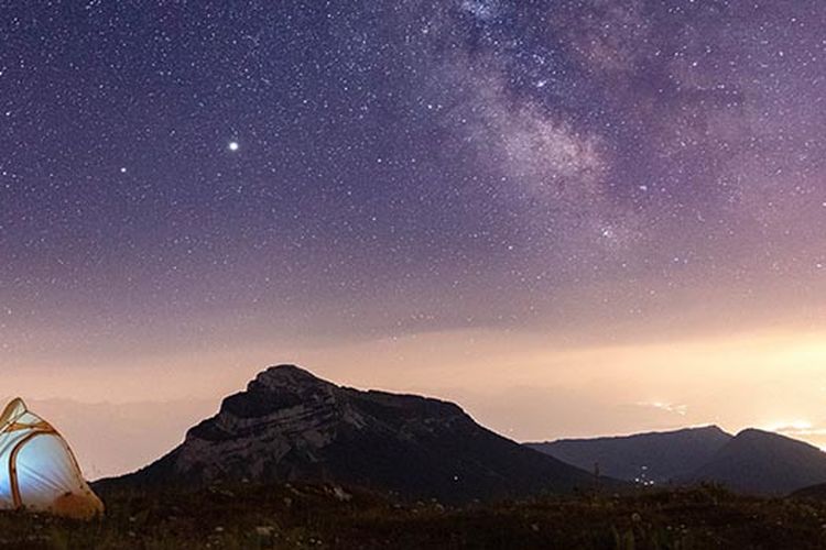 Detail Foto Pemandangan Langit Malam Yang Indah Nomer 29