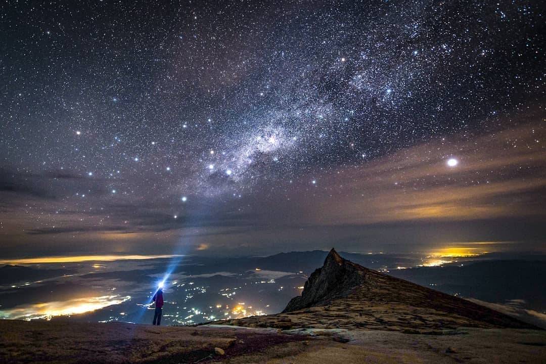 Detail Foto Pemandangan Langit Malam Yang Indah Nomer 45