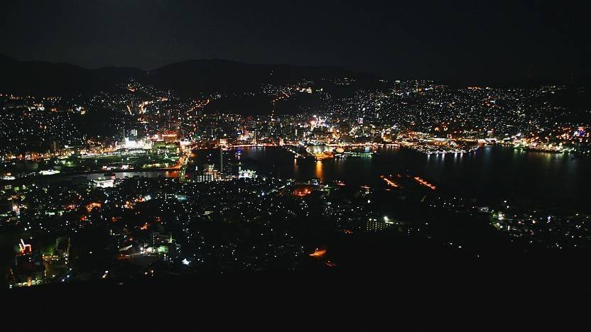 Detail Foto Pemandangan Malam Hari Nomer 40