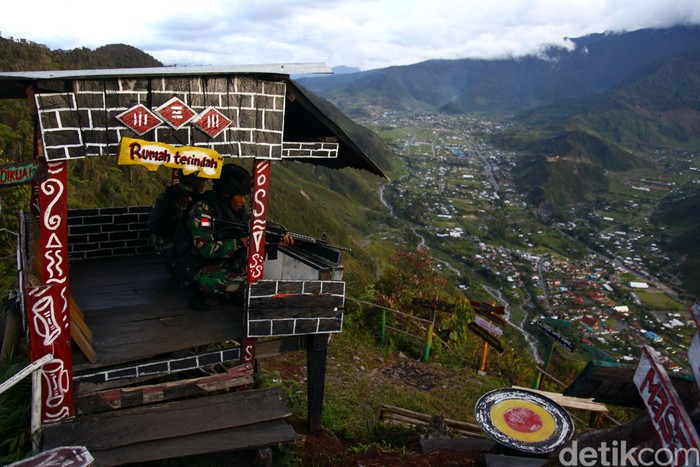 Detail Foto Pemandangan Puncak Nomer 34