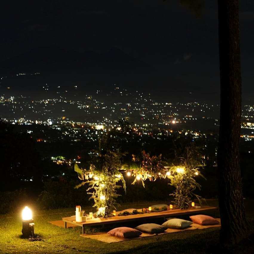 Detail Foto Pemandangan Puncak Bogor Malam Hari Nomer 19