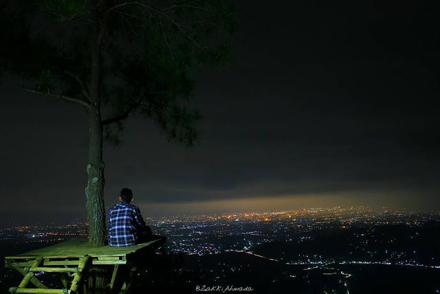 Detail Foto Pemandangan Puncak Bogor Malam Hari Nomer 35