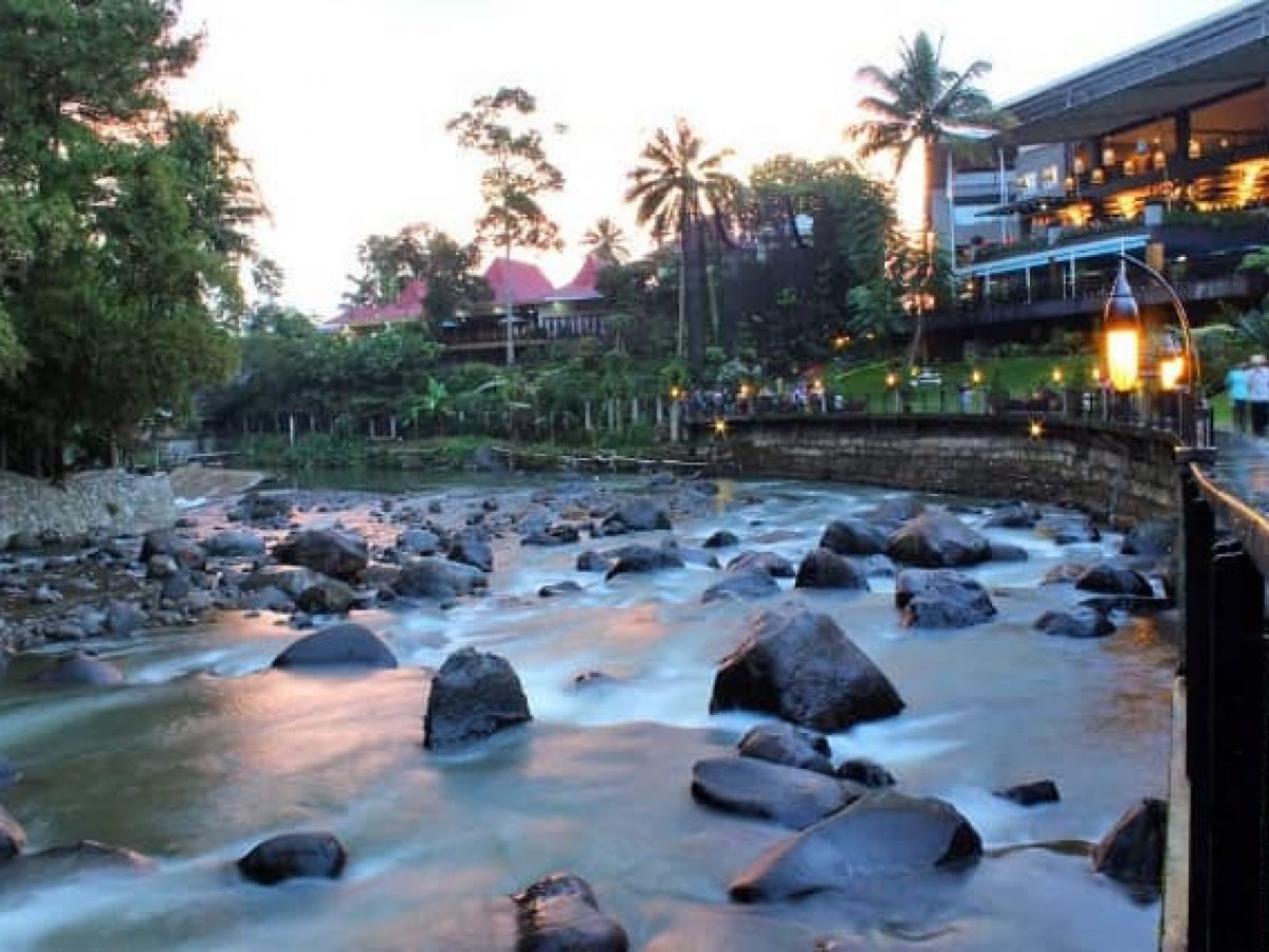 Detail Foto Pemandangan Puncak Bogor Malam Hari Nomer 50