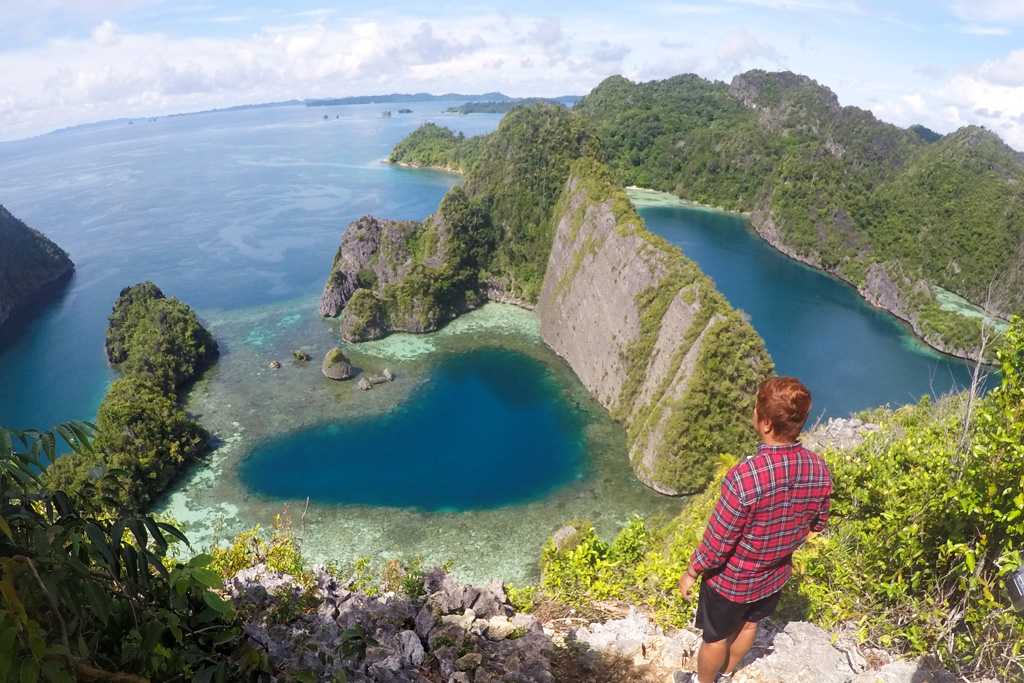 Detail Foto Pemandangan Raja Ampat Nomer 25