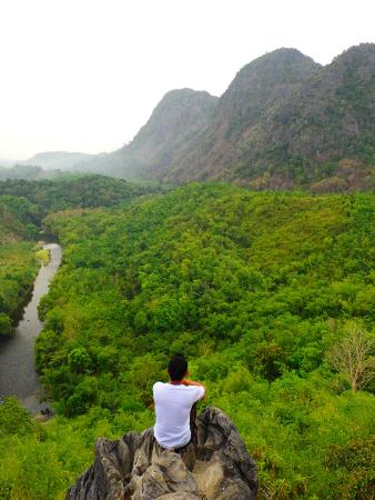 Detail Foto Pemandangan Sungai Nomer 28