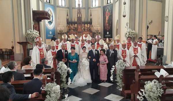 Detail Foto Pemberkatan Nikah Di Gereja Nomer 38