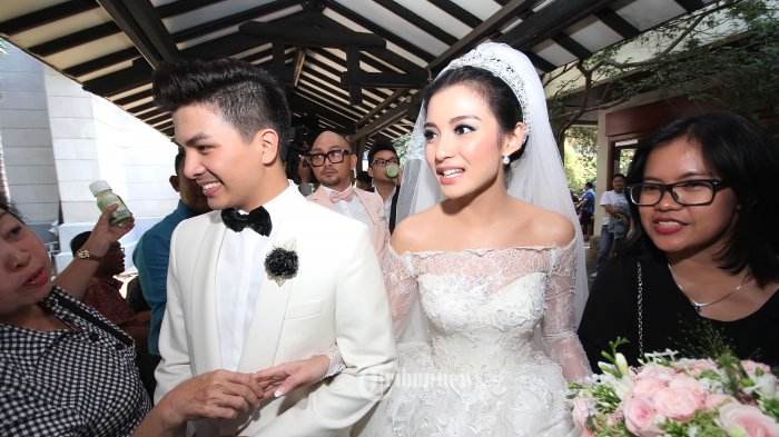 Detail Foto Pemberkatan Nikah Di Gereja Nomer 57