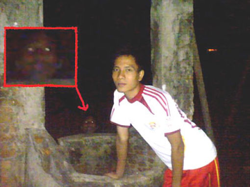 Detail Foto Penampakan Hantu Di Indonesia Nomer 3