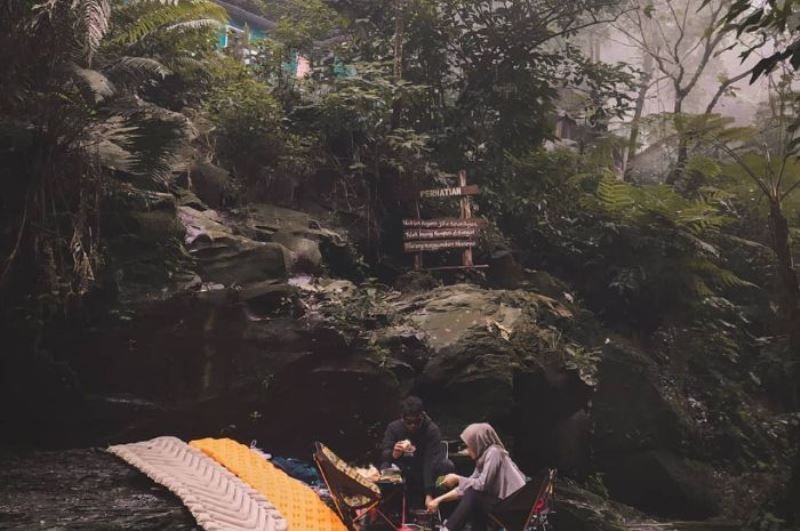 Detail Foto Penampakan Hantu Gunung Salak Nomer 3