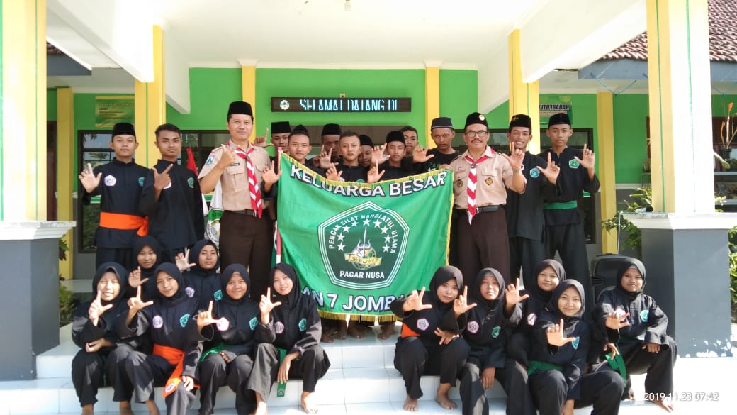 Detail Foto Pencak Silat Pagar Nusa Nomer 5