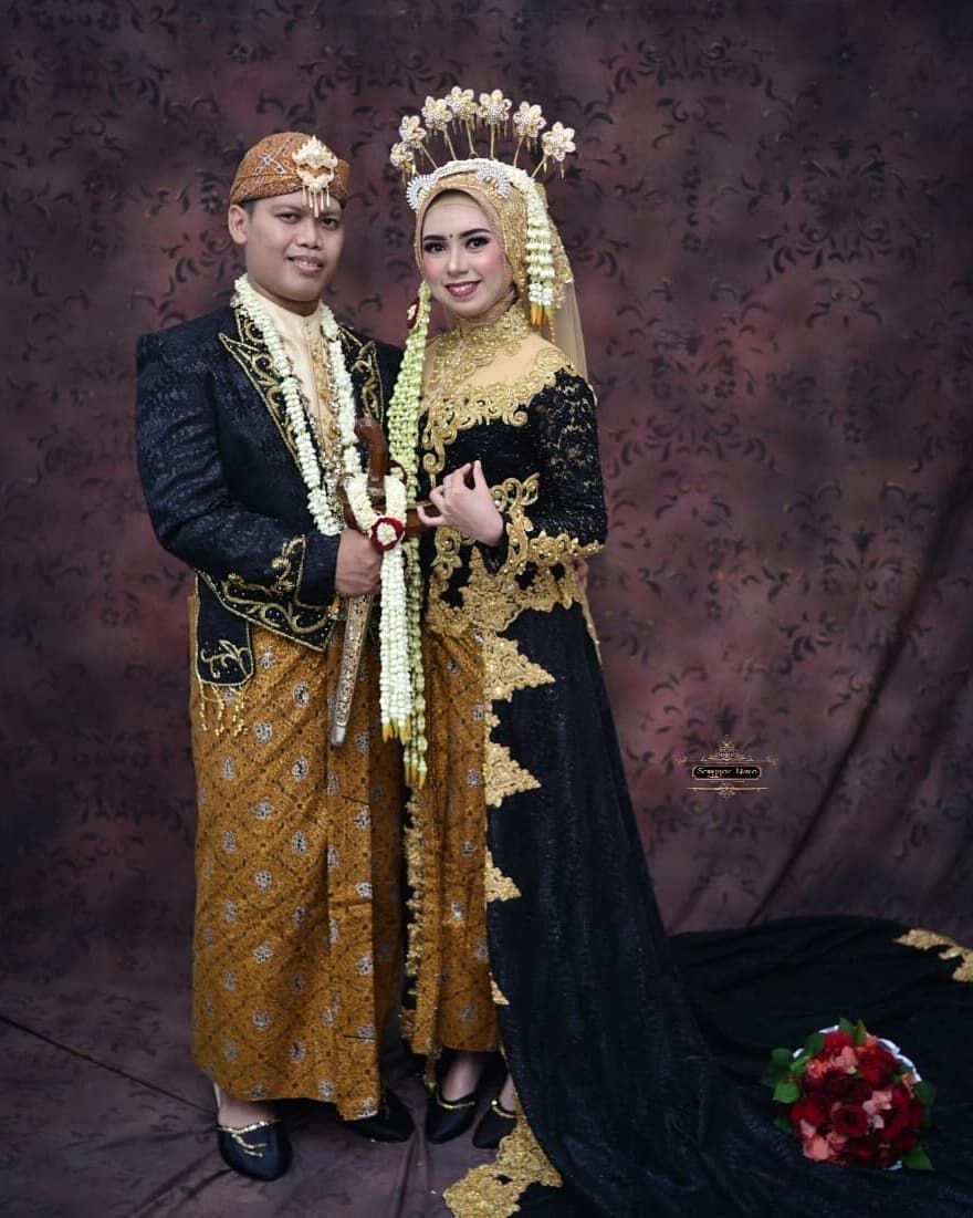 Detail Foto Pengantin Adat Jawa Hijab Nomer 57