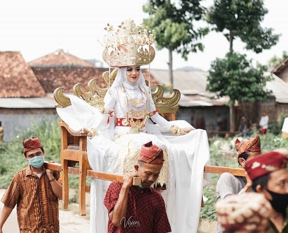 Detail Foto Pengantin Adat Lampung Nomer 47