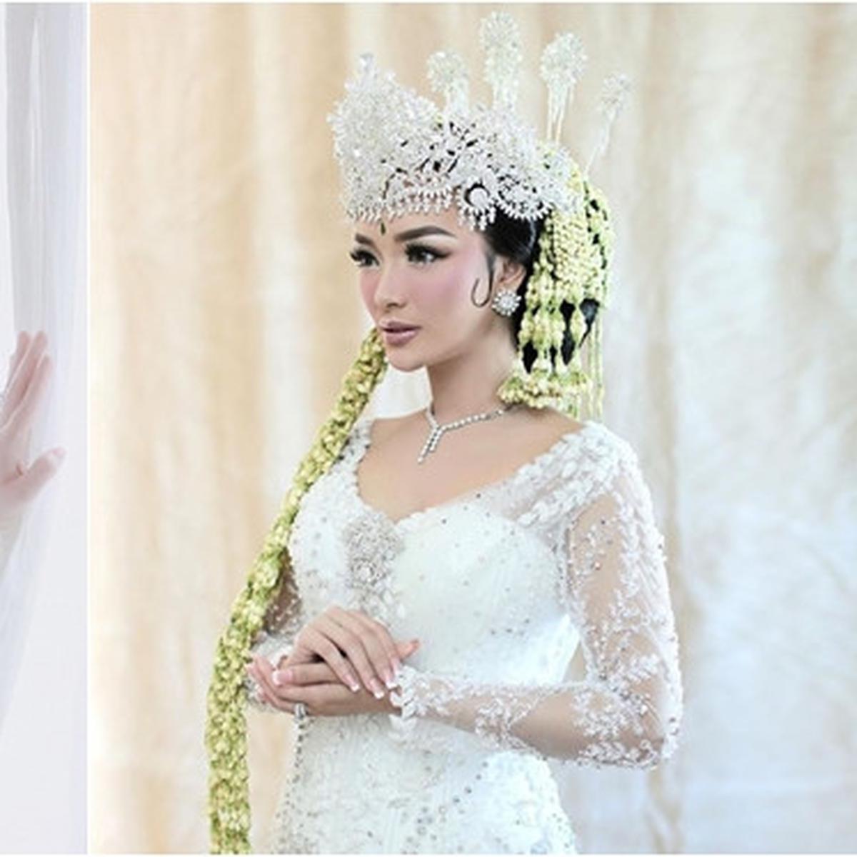 Detail Foto Pengantin Adat Sunda Nomer 10