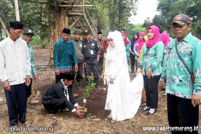 Detail Foto Pengantin Baru Nomer 34