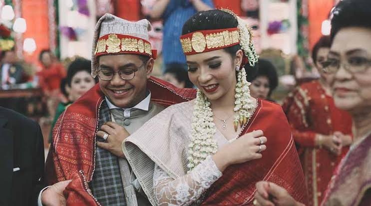 Detail Foto Pengantin Batak Toba Nomer 19