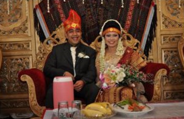 Detail Foto Pengantin Batak Toba Nomer 36