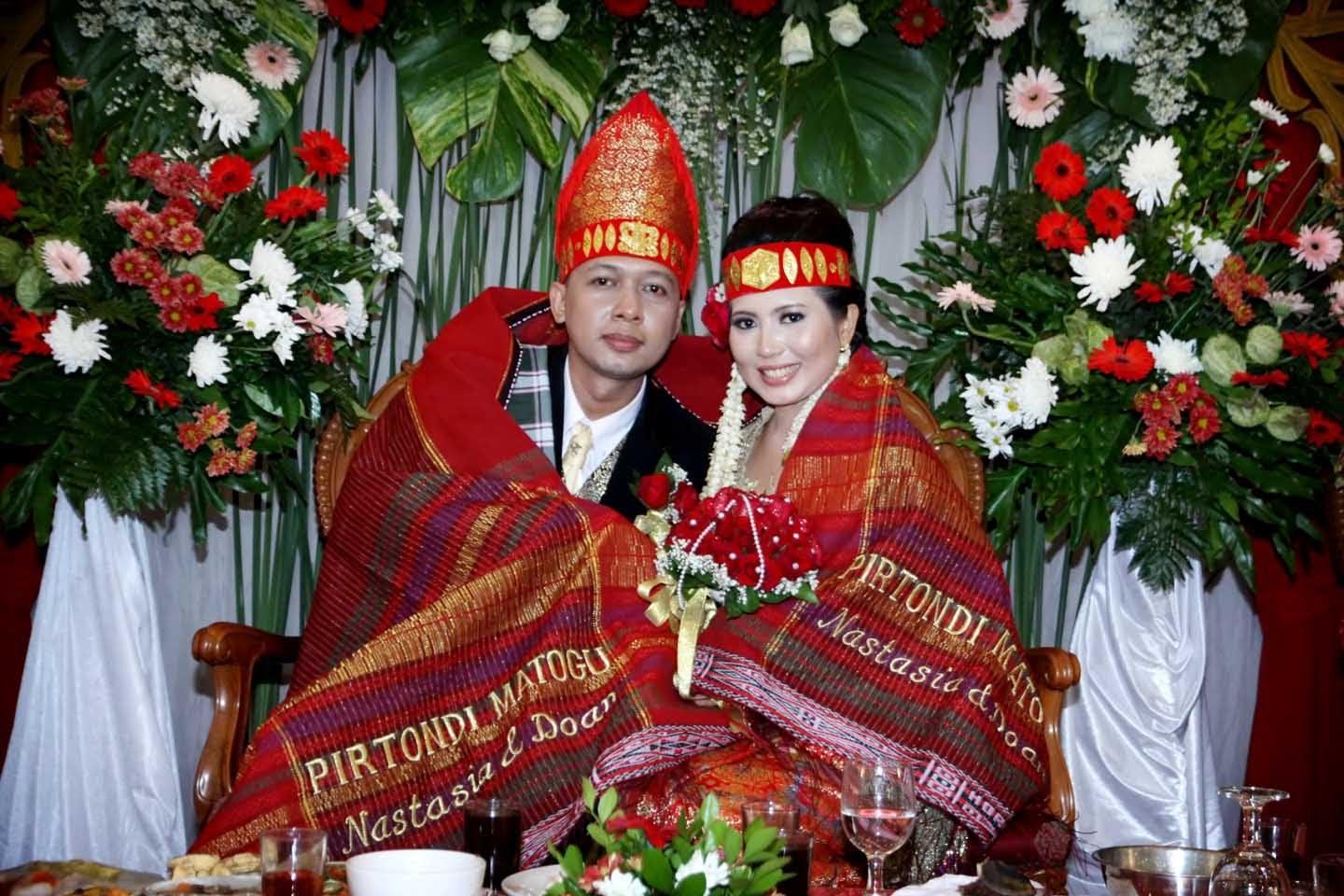 Detail Foto Pengantin Batak Toba Nomer 40