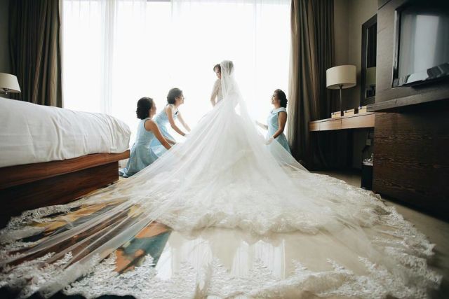 Detail Foto Pengantin Dari Belakang Nomer 20